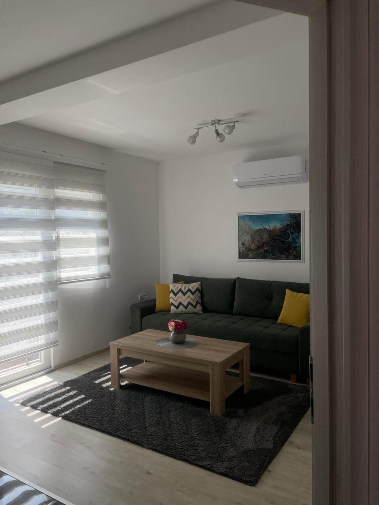 Apartman Sirena Требинє Екстер'єр фото