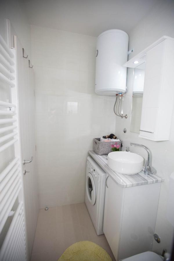 Apartman Sirena Требинє Екстер'єр фото