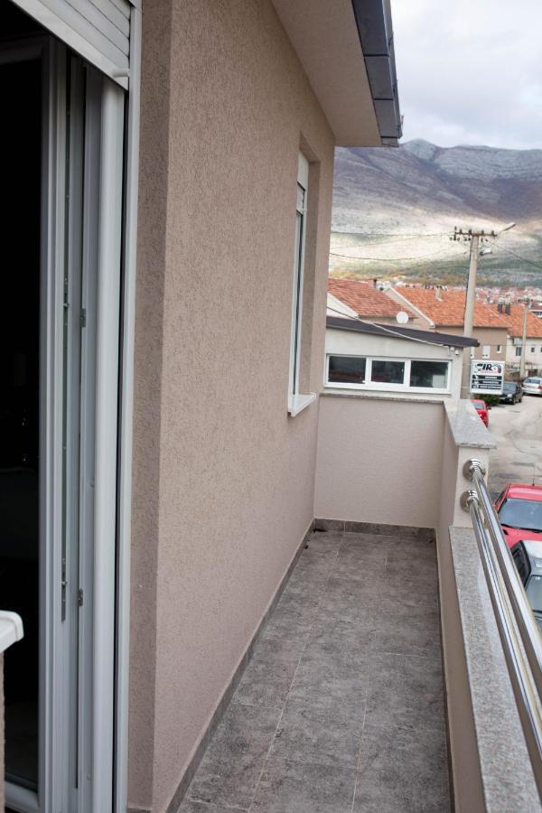 Apartman Sirena Требинє Екстер'єр фото