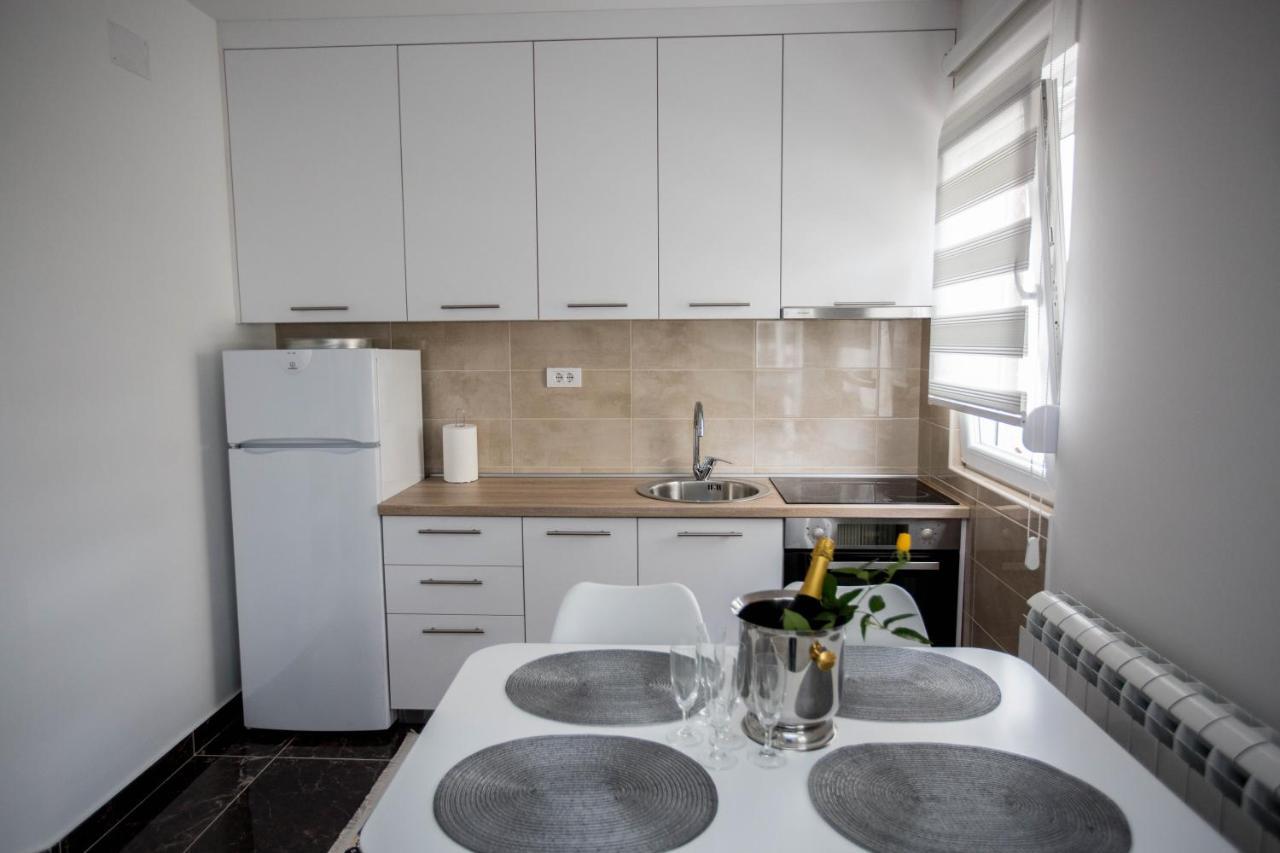 Apartman Sirena Требинє Екстер'єр фото